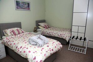 3 bedrooms, WiFi, bed sheets