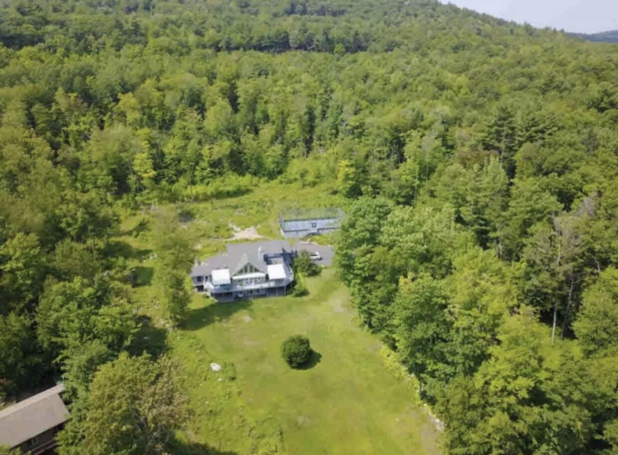 Secluded Diamond Point Retreat on Lake George w/pickleball fence!