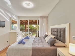 2 Schlafzimmer, Schreibtisch, Internetzugang
