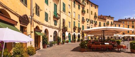 Ristorazione all'aperto