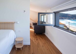 1 bedroom, Internet, bed sheets - AG Casa Arnados, views to the sea 1st line beach (Razo (San Martiño))