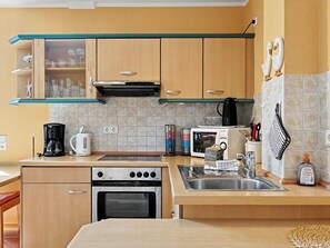 Fridge, microwave, oven, dishwasher - Waterkant by Interhome (Zinnowitz)