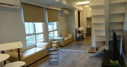 COZI modern loft suite at BGC