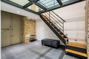 Interior - Charlie - Furnished apartment 260m² Downtown Lyon (Lyon)