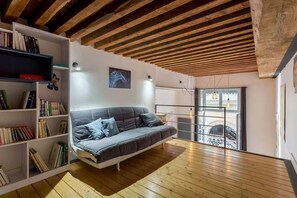 Televisie en een kantoor