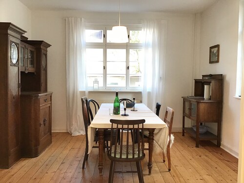 Ferienhaus 'Haus Vor Dem Schöneberger Tor' mit privater Terrasse, privatem Garten und WLAN