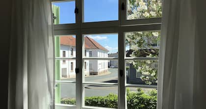 Holiday Home 'Haus Vor Dem Schöneberger Tor' with Private Terrace, Garden & Wi-Fi