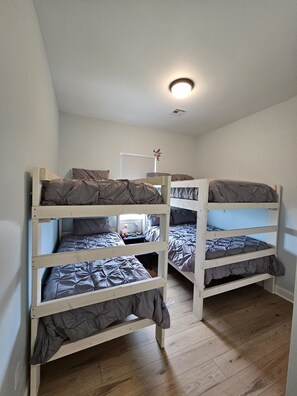 3 chambres, Wi-Fi gratuit, draps fournis