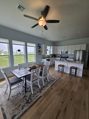 Dining - Riverview Venice Camp (Boothville-Venice)