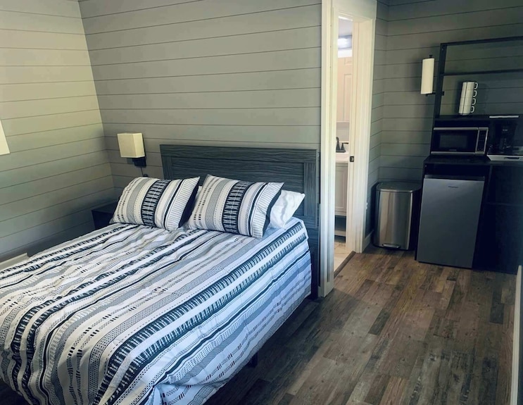 Teepee Room 7- Newly Renovated - 密西根