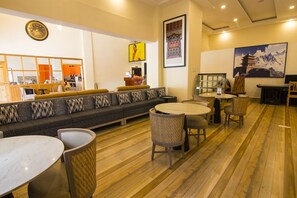 Restaurant - Thimphu Deluxe (Thimphu)