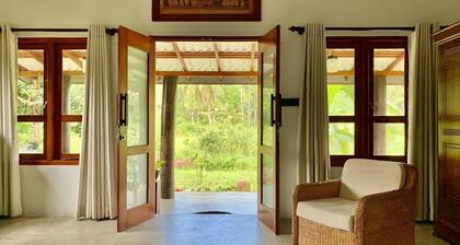 Eine Friedliche Oase im Herzen der Natur. Perfekt zum Entspannen und Geniessen