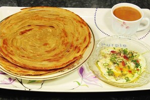 فطور أوروبي مجانًا يوميًا