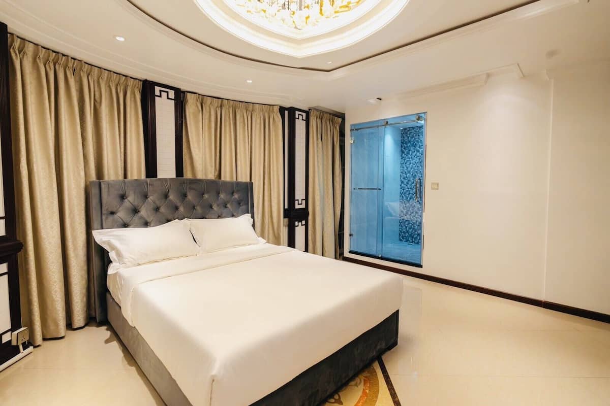 Habitació doble Deluxe | 1 dormitori, minibar, wifi gratuïta i roba de llit
