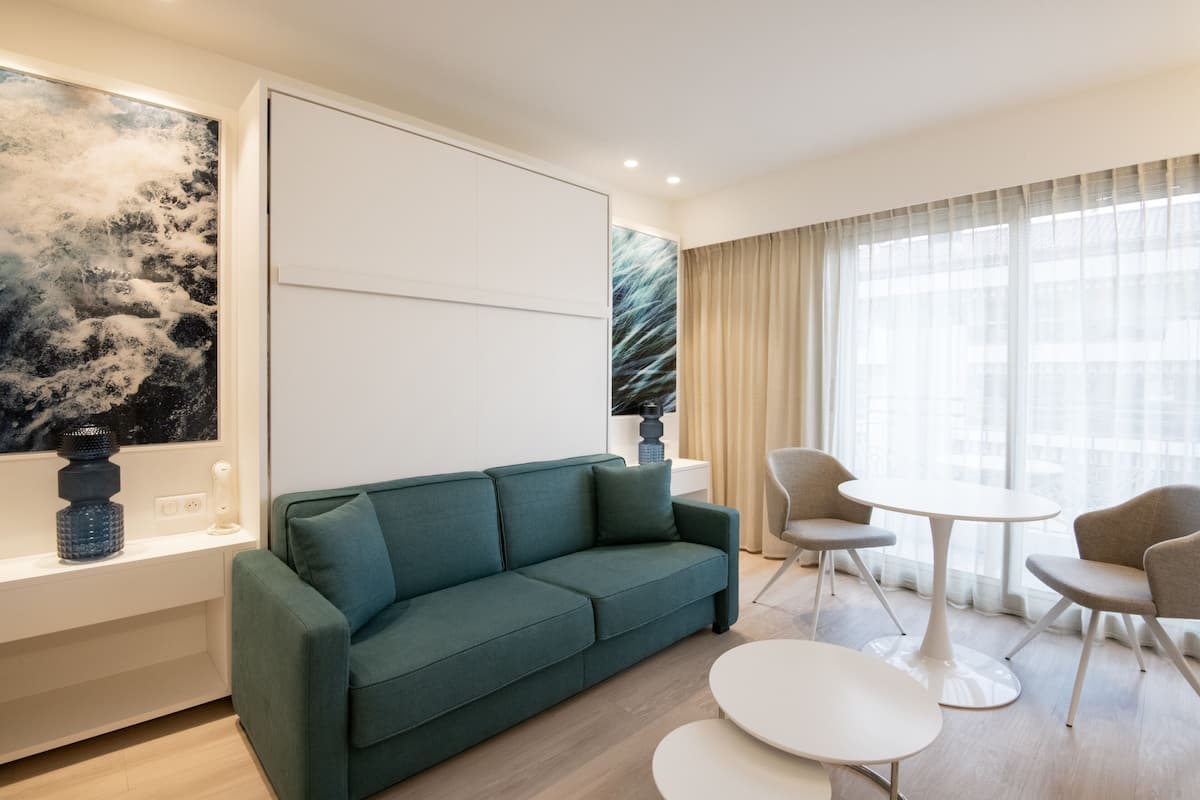 Deluxe-Studio | Wohnbereich | Smart-TV