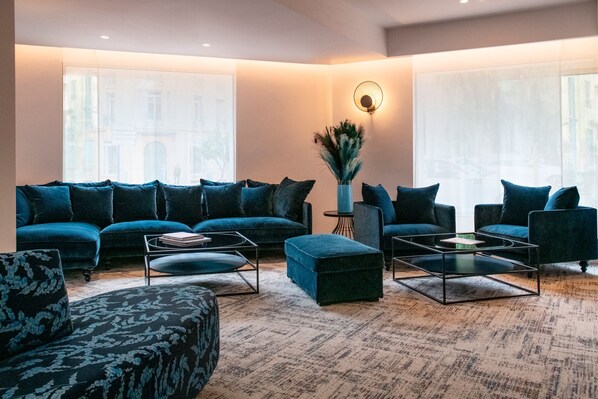 Lobby - Résidence Hôtelière Chambord (Menton)