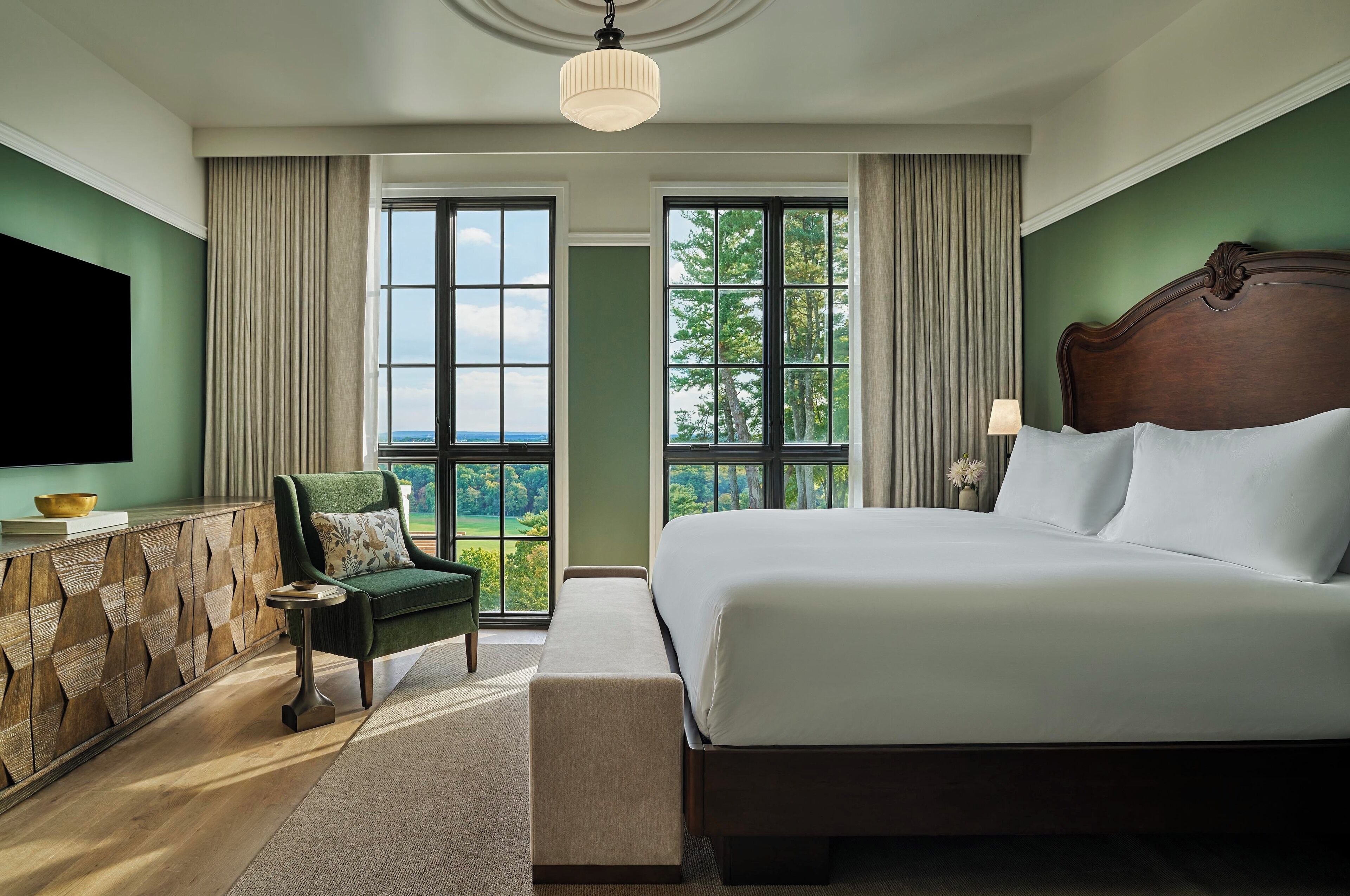 Minibar, in-room safe, blackout curtains, iron/ironing board