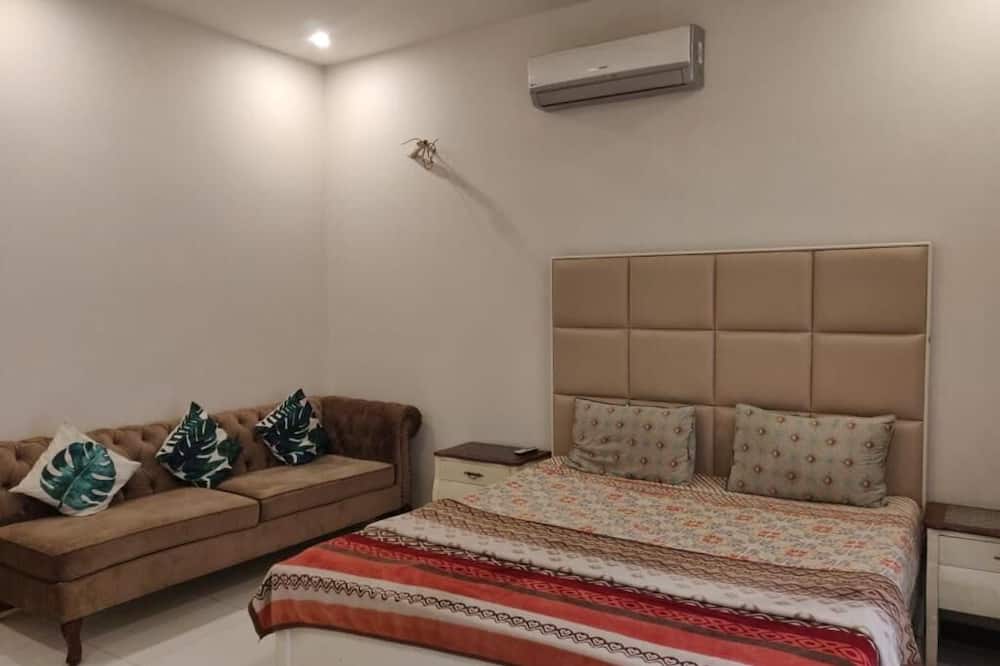Islamabad Pacific Lodge