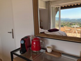 Panoramic Double Room, Ensuite, Sea View (Rouge) | Premium bedding, individually decorated, individually furnished