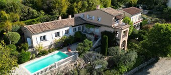 Les Petites Terrasses