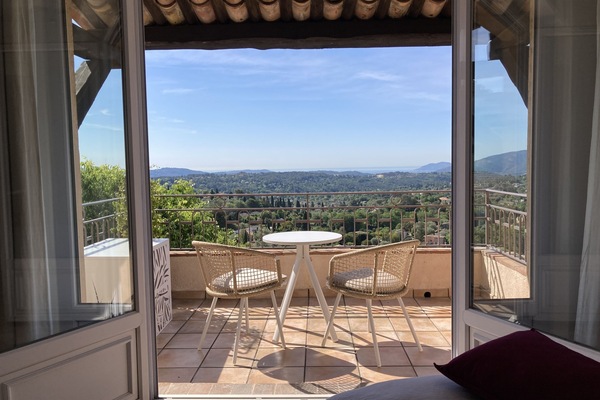Panoramic Double Room, Ensuite, Sea View (Rouge) | Terrace/patio