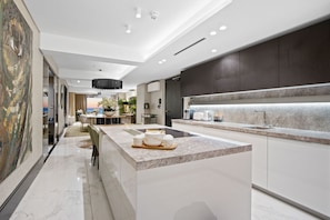 Interior - Aurum 501 (Cape Town)