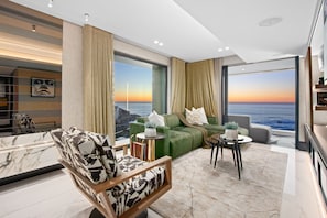 Interior - Aurum 501 (Cape Town)