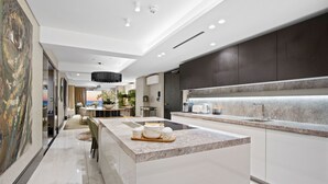 Apartment (3 Bedrooms) | Interior - Aurum 501 (Cape Town)