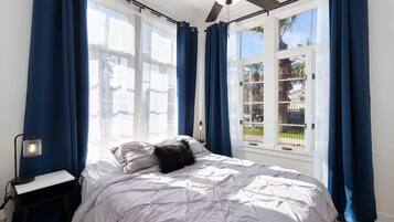 1 chambre, bureau, Wi-Fi, draps fournis