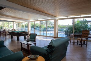 Spielezimmer