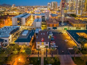 Exterior - Modern Apartment in the Heart of Phoenix (4) (Phoenix)