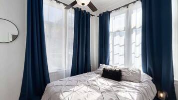 1 chambre, bureau, Wi-Fi, draps fournis