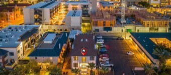 Modern Apartment in the Heart of Phoenix (10)