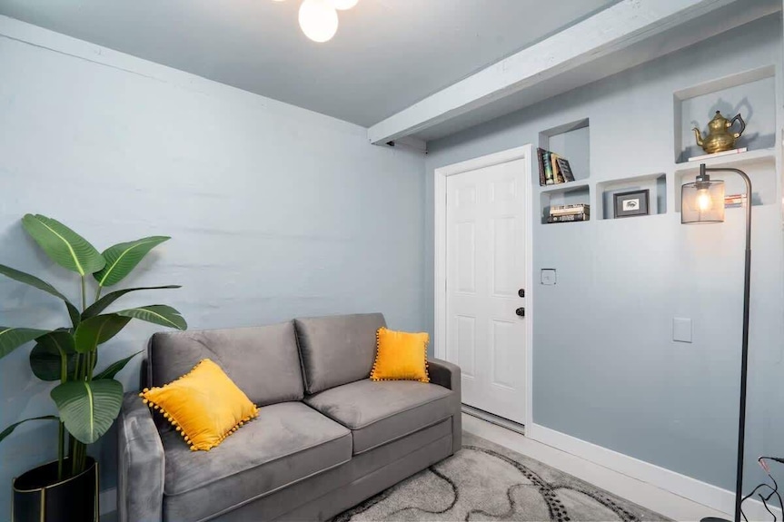 Modern Apartment In The Heart Of Phoenix (10) - South Phoenix, AZ