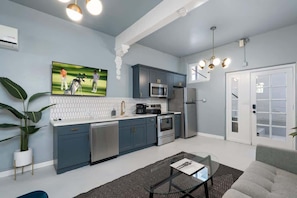 TV, fireplace, offices
