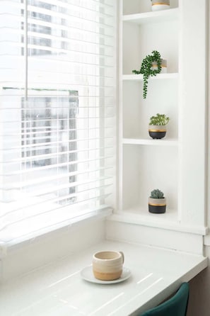 Interior - Historic Roosevelt Row Apt Near Dining & (Phoenix)