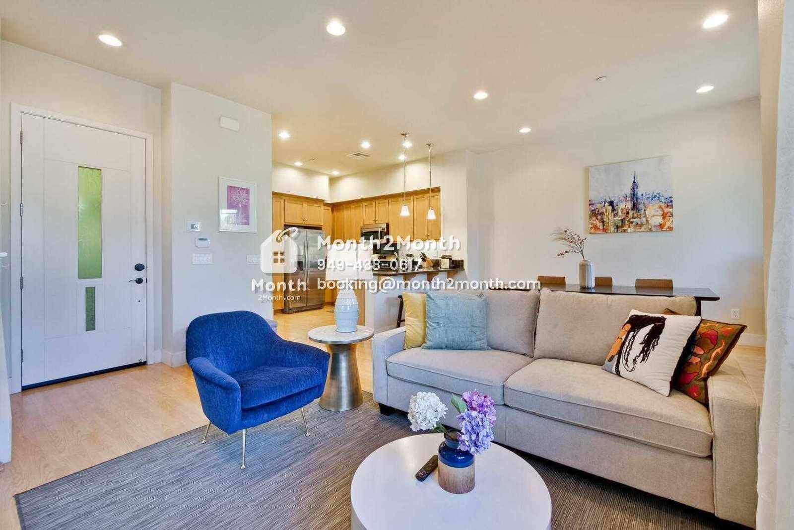 Compact Luxury Townhome on Klamath Ln #41895