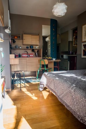 Studio - Living Like in a Cottage in the Center of Athens (Athens)
