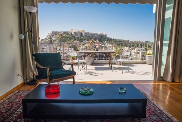 Suite | 1 bedroom - Enjoy View of Parthenon Sunny Flat in the Center (Athens)
