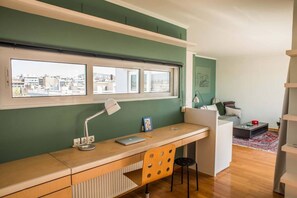 1 bedroom - Enjoy View of Parthenon Sunny Flat in the Center (Athens)