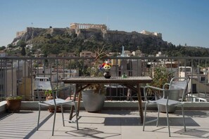 1 bedroom - Enjoy View of Parthenon Sunny Flat in the Center (Athens)