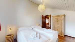 1 soverom, wi-fi (mot et tillegg) og sengetøy