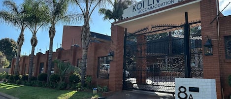Fachada da propriedade