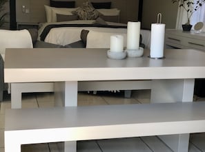 Family Studio Suite, 1 Bedroom | In-room dining - Koi Liv-Inn (Germiston)