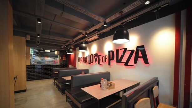 Restaurant - Hotel Ur (Prayagraj)