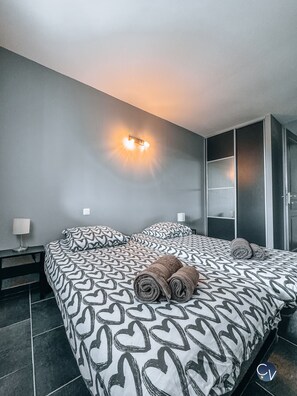 4 chambres, Wi-Fi, draps fournis