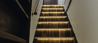 Spacious Japanese modern 4-Bedroom Villa with 2 Baths/3 WCs Hirai Station!