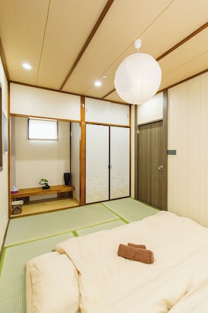 4 habitaciones, wifi y ropa de cama