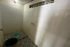 Doppelzimmer | Badezimmer | Dusche, Seife