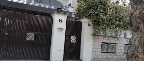 Fachada da propriedade